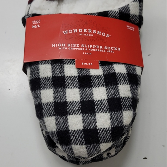 New! Wondershop Black & White Check Sherpa Lined Pull-On Slippers w/ Grippers - Picture 3 of 7